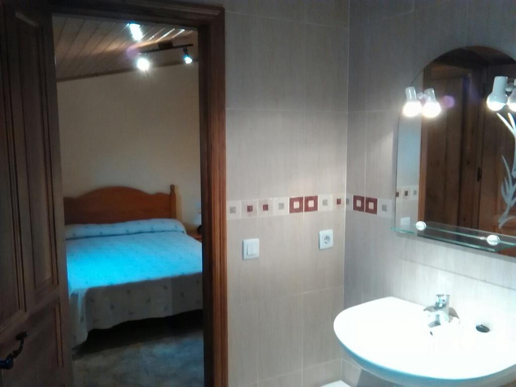 Apartamentos Turisticos Rosario Камарена де ла Сиера Стая снимка