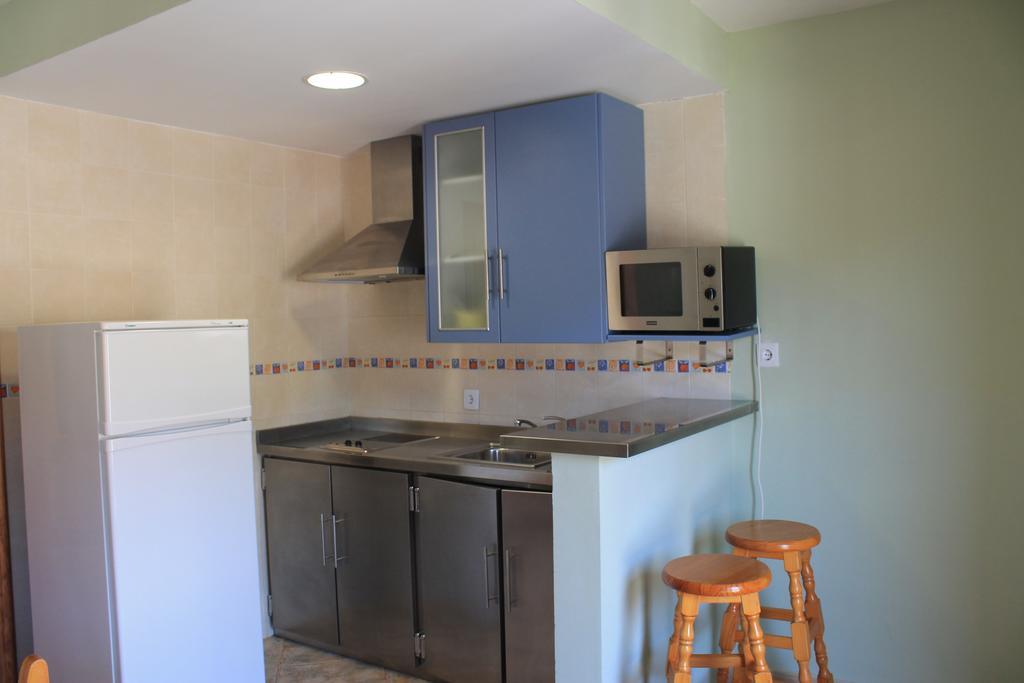 Apartamentos Turisticos Rosario Камарена де ла Сиера Стая снимка