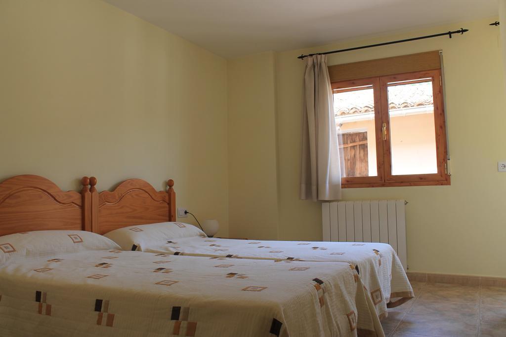 Apartamentos Turisticos Rosario Камарена де ла Сиера Стая снимка